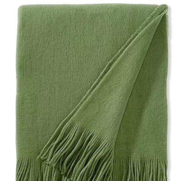 Southern Living Ashford Throw - Picture 3 of 3